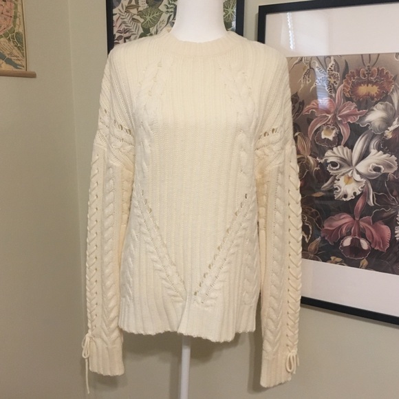 Alya Sweaters - Alya Cream Knit Sweater